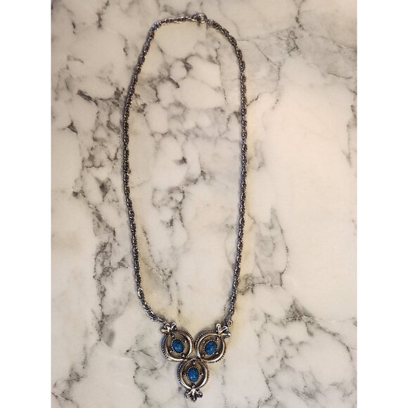 Vintage Silver Tone Necklace With Blue Stone Accents & Ornate Pendant - Picture 1 of 3